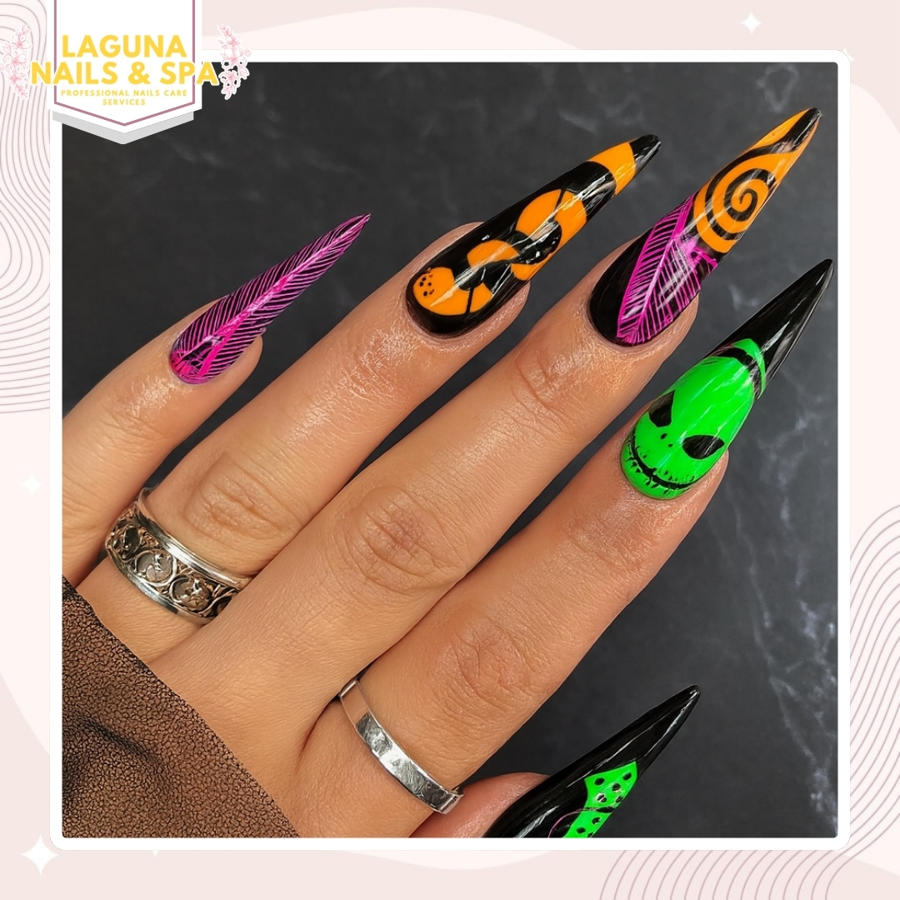 Halloween nail design